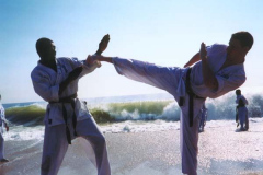 KarateBeachTrainingDirvanaandJustin